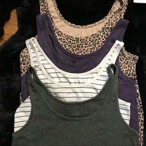 A new day tank top bundle (free gift) sz XL